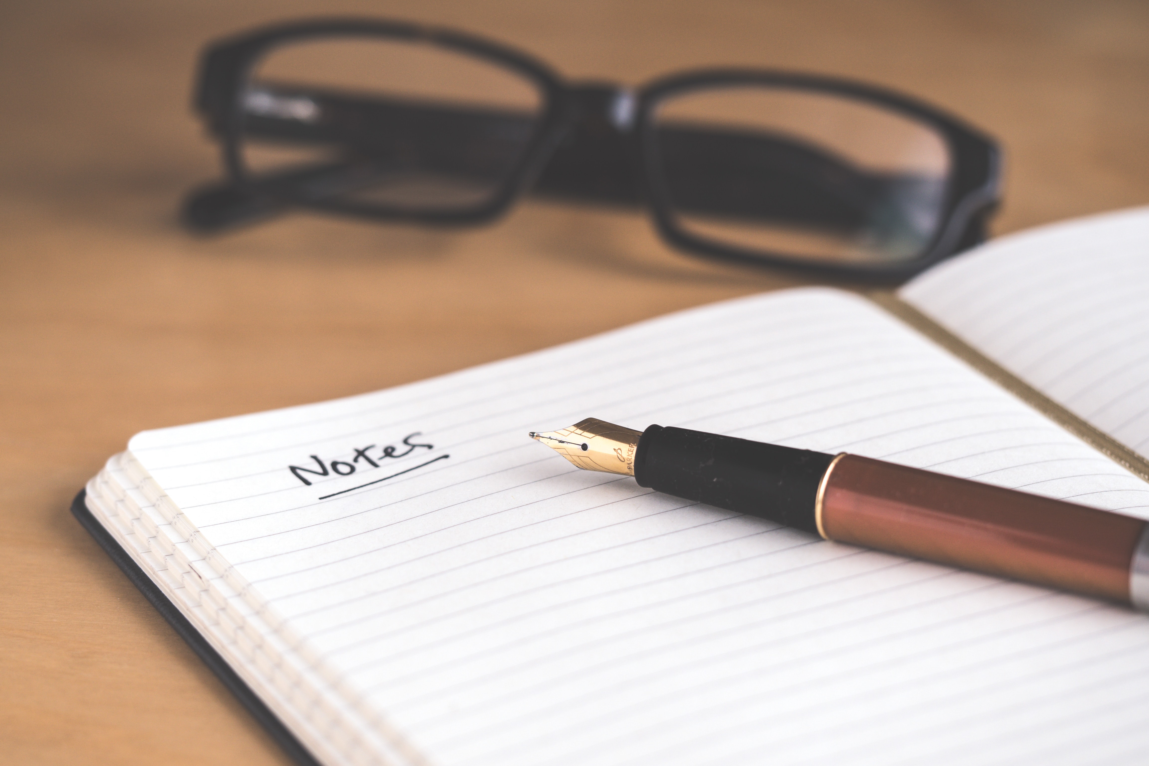 Taking notes during meetings or interviews is critical, but can be challenging. Here are 8 principles for quick and effective note-taking, including highlighting and reviewing.